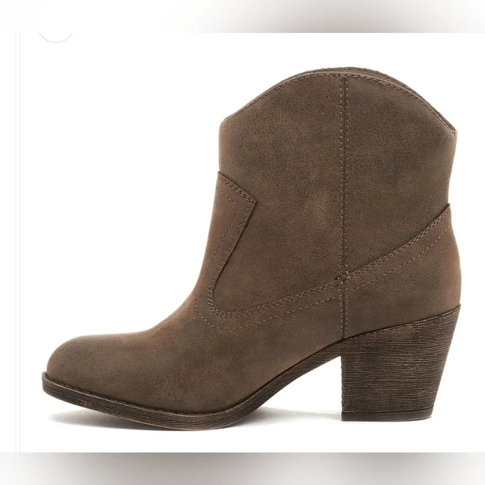 Rocket dog women's size 11 Soundoff Vintage Boot
